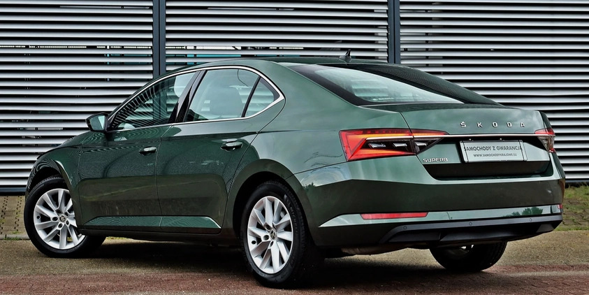 Skoda Superb cena 106900 przebieg: 57000, rok produkcji 2021 z Wyśmierzyce małe 667